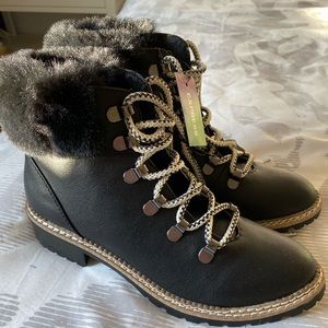 Express black faux fur boots